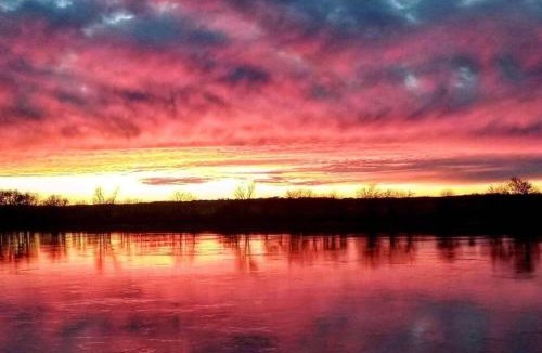 St. Joseph House | Waterfront Sunset Cabin with Patio and Firepit 2 bdrm