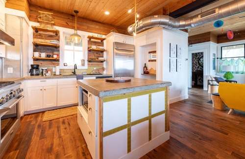 Kitty Hawk House | Waterfront Treasure - Main WIE House