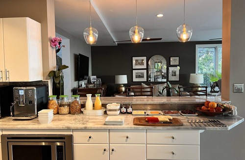 West Ashley Bed & Breakfast | Waterway BnB Charleston Romantic Getaway Water View