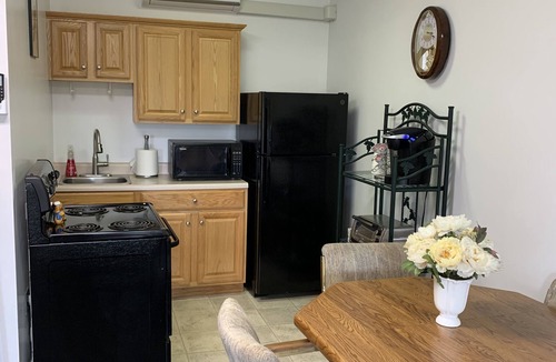 Kodak Apartment | Wee Bit of Heaven Mountain View Escape