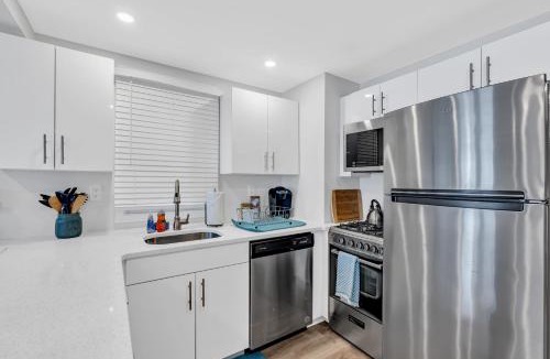 Manasquan House | Welcome to Manasquan Beach - Steps to the Sand