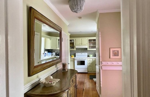 Historic District House | Welcome to the iconic Pink Lady