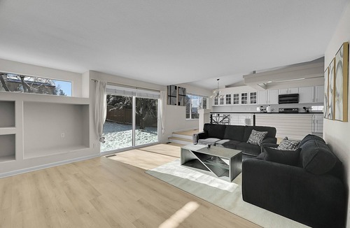 Green Valley Ranch House | Welcome to your Denver Getaway! Stay in a cozy modern 3- Bedroom 2.5-Bath Home.