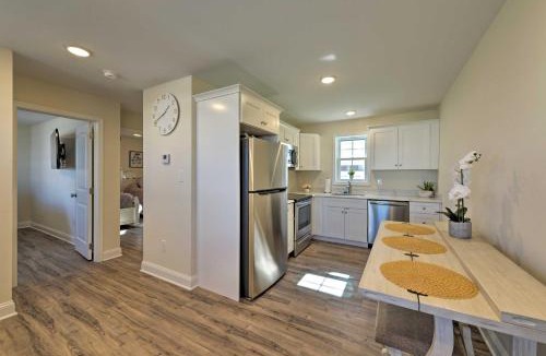 North Wildwood House | Welcoming Wildwood Condo ~ 1 Block to Beach!