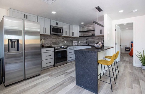Tulsa Apartment | Western Wind Down - Modern Luxury in Green Country