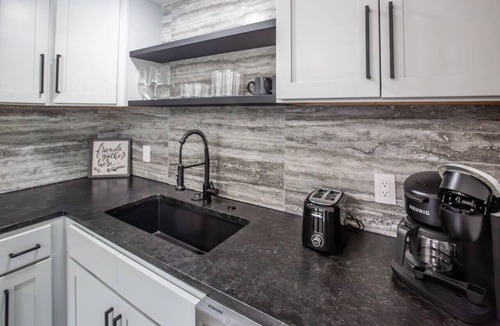 Tulsa Apartment | Western Wind Down - Modern Luxury in Green Country