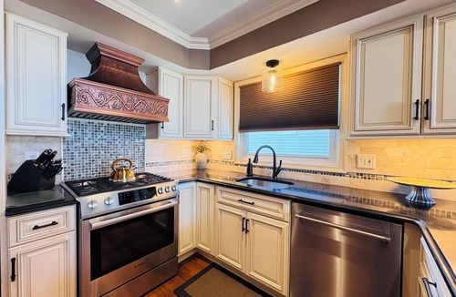 Townsend's Inlet House | What a spot! South end residential street. ends at the bay!