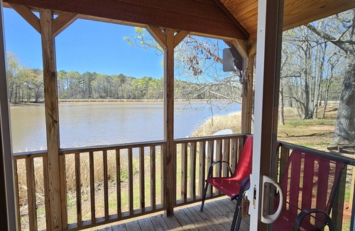 Hillsboro Cabin | Wheeler Lakeside Sunset Retreat 1