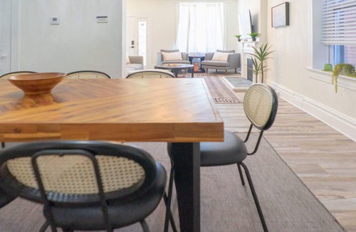 Tower Grove East House | White Brick 3BR/2BA Tower Grove Home / ABODEbucks