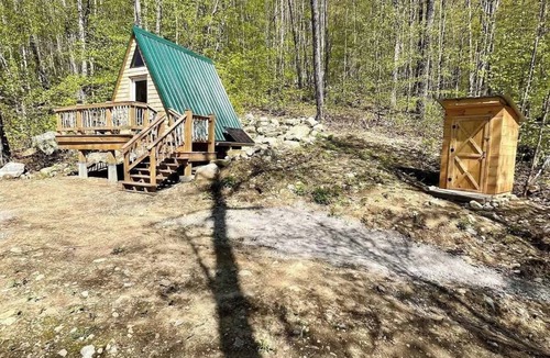 Stoneham Cabin | White Mountains Forest A-Frame | Stars + Firepit
