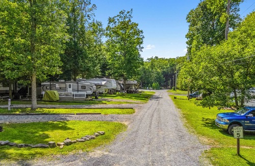 Clarington RV Rental | White's Haven Campground