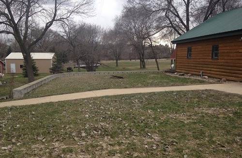 Rutland Cabin | Why book a room when you can have the whole house!?