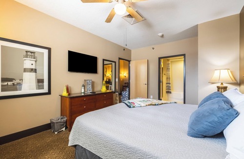 Clinton Hotel | Wild Rose Casino & Hotel Clinton