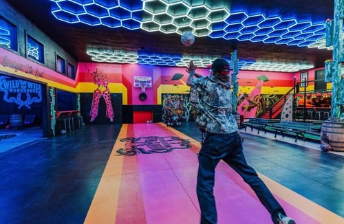 Columbia House | Wild Warehouse in the Cornfields w/a Party Pool!