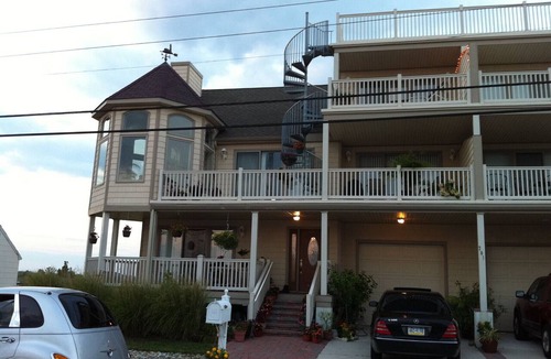 Wildwood Apartment | Wildwood by the Bay. lovely 3 room private suite.