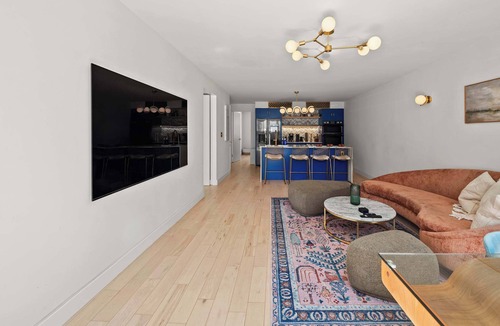 Williamsburg Apartment | Williams Grove by Rove Travel | Apt with Backyard