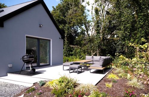 Clifden Villa | Willow
