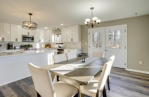 Linden House | Winter Linden Escape: Family Home & Gym