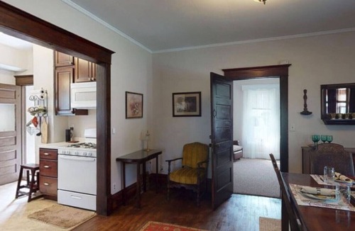 Aberdeen House | Wolf Den | Fully furnished 4BR home in Aberdeen