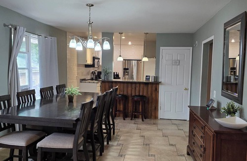 Downtown Omaha House | Wonderful 2-bedroom house in Omaha perfect for your getaway