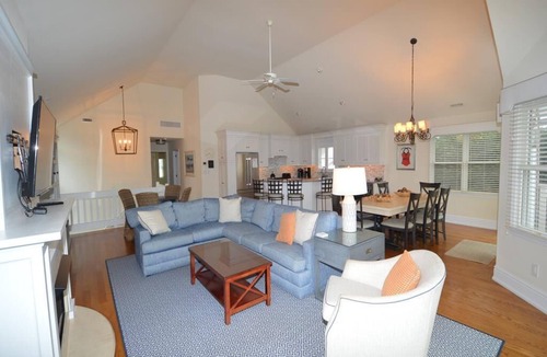 Avalon House | Wonderful Avalon NJ vacation rental home. Recent updates throughout. Convenient to the beach and downtown shops and restaurants.