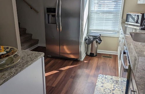 Landrum House | Wonderful Landrum Getaway with Hot Tub 4/2 home close to Tryon!nn