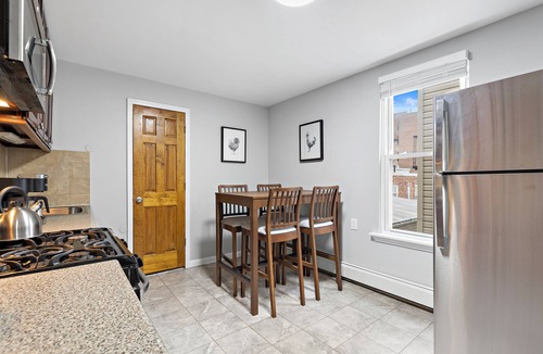 Union City Condo | Work and Relax 1BR Condo 15 Min from NYC
