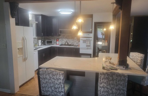 Waldron House | World Cup-Ready 3-Bedroom Home