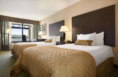 Guntersville Hotel | Wyndham Garden Lake Guntersville
