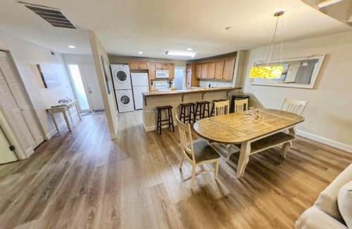 Palmetto Dunes Villa | You Beach Ya - Bright and Cheery 2 Bedroom Unit in Palmetto Dunes