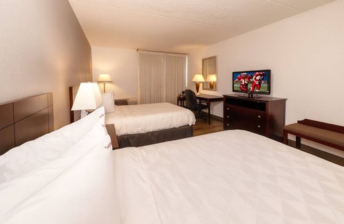 Carteret Hotel | You Found It! Budget-friendly & Pet-friendly Property, Onsite Bar, FREE Parking!