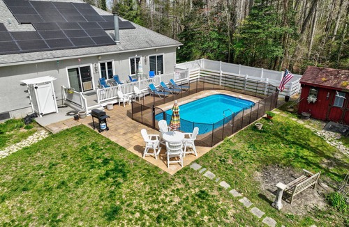 Lower Township House | Your Dream 4 Bedroom Vacation Villa w Pool