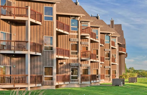Hanover Condo | Your Dream Getaway - Perfect Homey Condo Resort