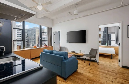 Financial District Apartment | Your NYC Adventure Starts Here | Chic Apartment Near Landmarks & Eats