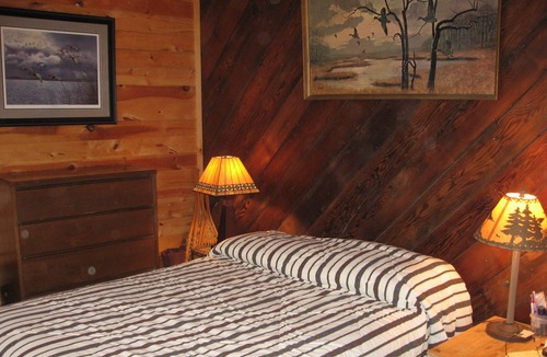 Butler County Cabin | Your Platte River Lost Island Lodge. Privacy, seclusion, captivating views...