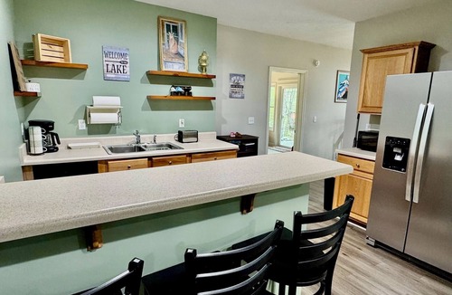 Pittsville House | Zen at Marker 10~ Lakefront Home with Hot Tub!