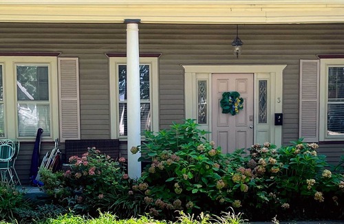 Ocean Grove Apartment | Zephyr Retreat Apt 3 - Park View