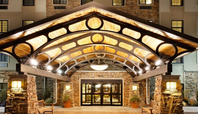 1 Bedroom | Pool & Hot Tub. Your Next Vacation