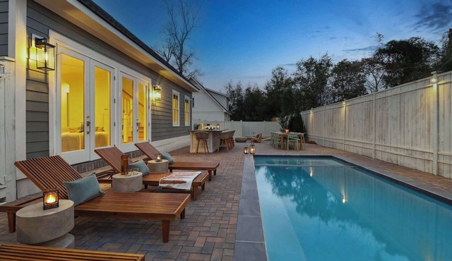 12 Bedroom Compound | 38 Guests | Private Pool