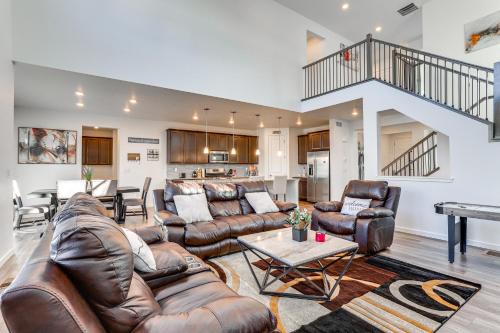 16 Mi to Denver: Spacious Commerce City Home!