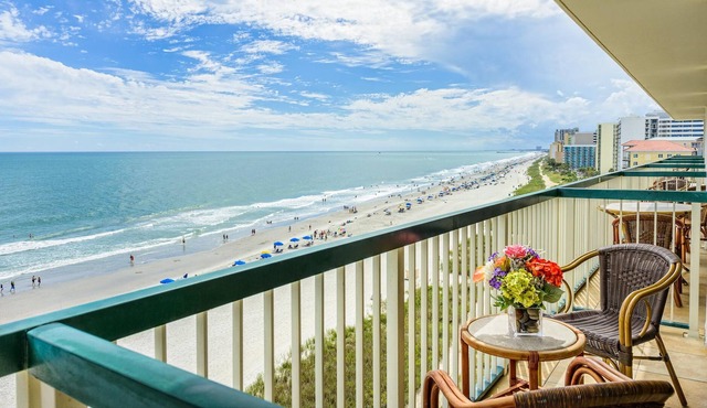1BR Oceanfront Condo Steps to Beach & Family Kingdom w/ Resort Pool & Lazy River