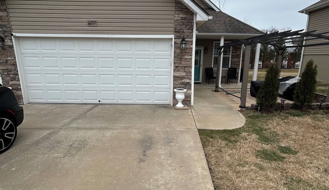 2 bdrm - Condo in Independence, MO close to Chiefs stadium/World Cup, coolAC,