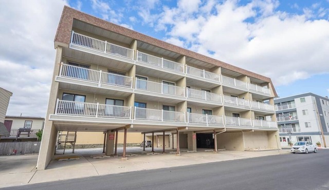 2 Bedroom Condo Across the Street from the Beach!
