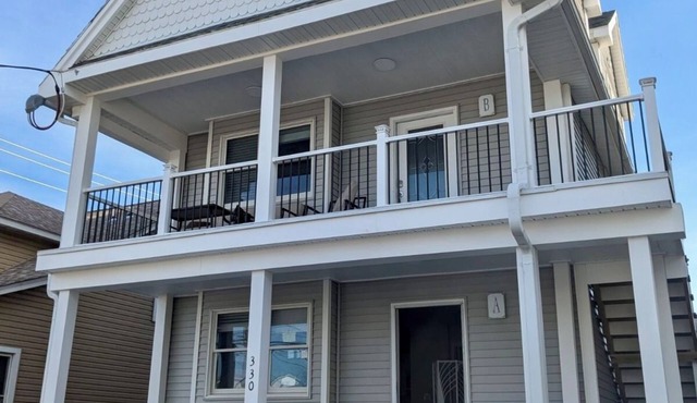 2 Minute Walk to Beach & Boardwalk with Ocean Views!