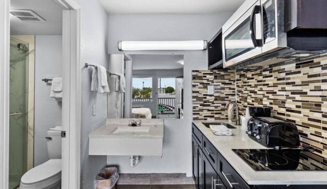 2 Queen Beds|Nsmk,Kitchen