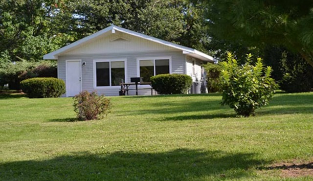 2 Units | Stay at Pine Lakes | Walk to Lake, Waterpark & Scenic Views