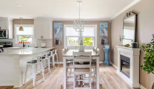 3 bedroom Family Friendly Retreat By the Bay!