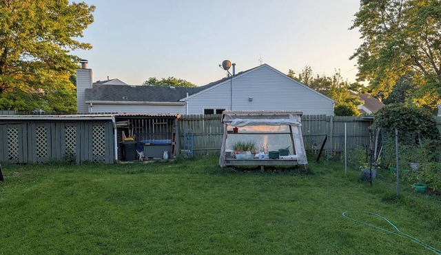 3-bedroom house in pleasant Aurora with cool AC and comfort