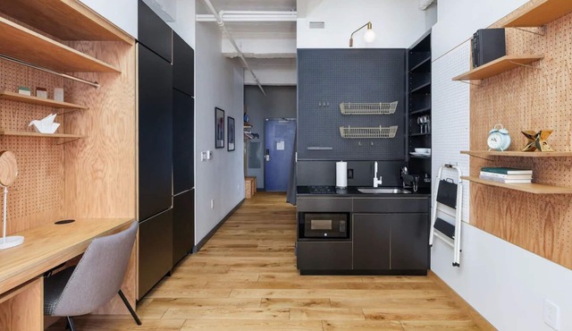 3 Units | Stylish NYC Apartment | Walk to Historic South Street Seaport Charm