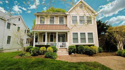 320 Knox Avenue, Cape May Point